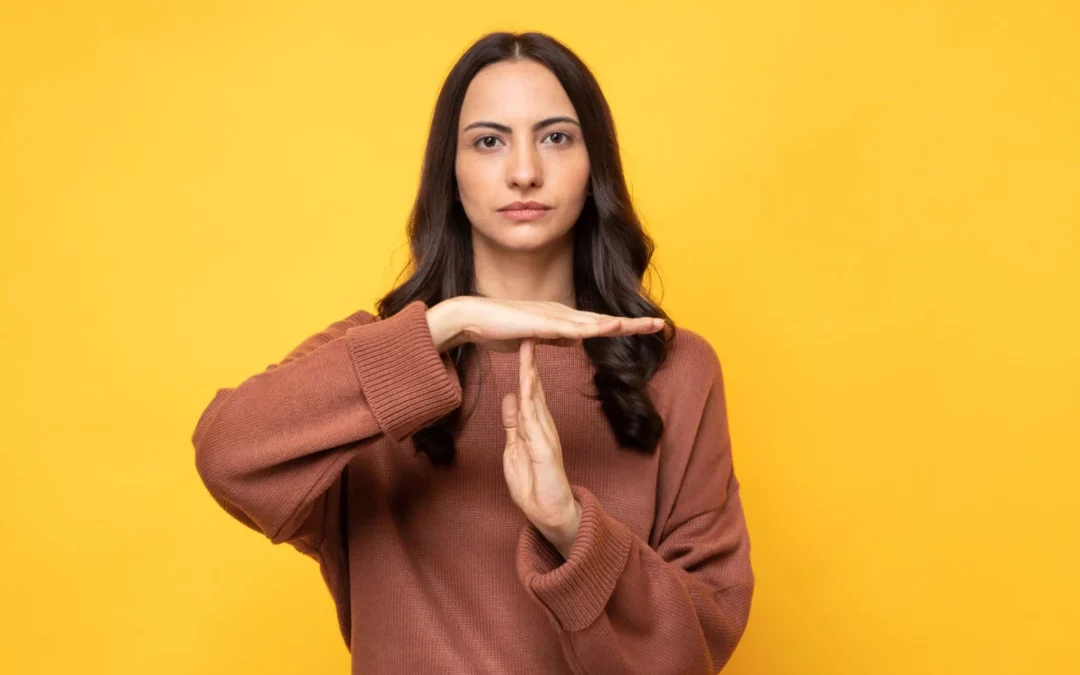 Red Flags in Client Briefs : Must-Know Tips by the Best Brand Specialist